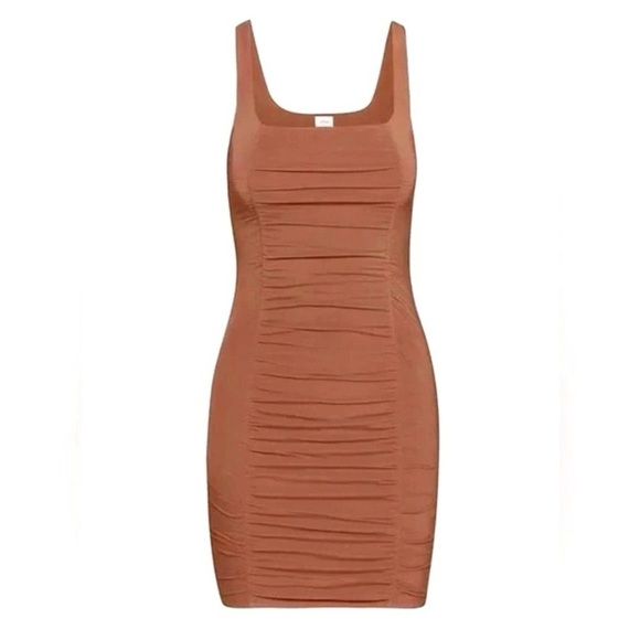 Aritzia Dresses & Skirts - Aritzia Wilfred Lydia Ruched Bodycon Mini Dress NWT size Medium